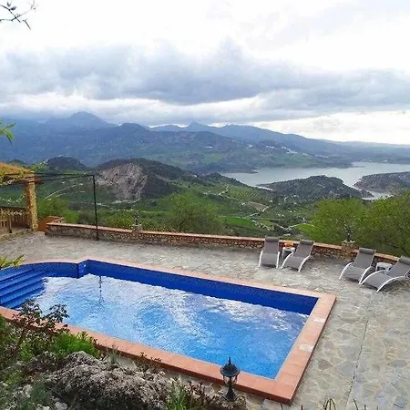 Chalet El Valle Dorado El Gastor